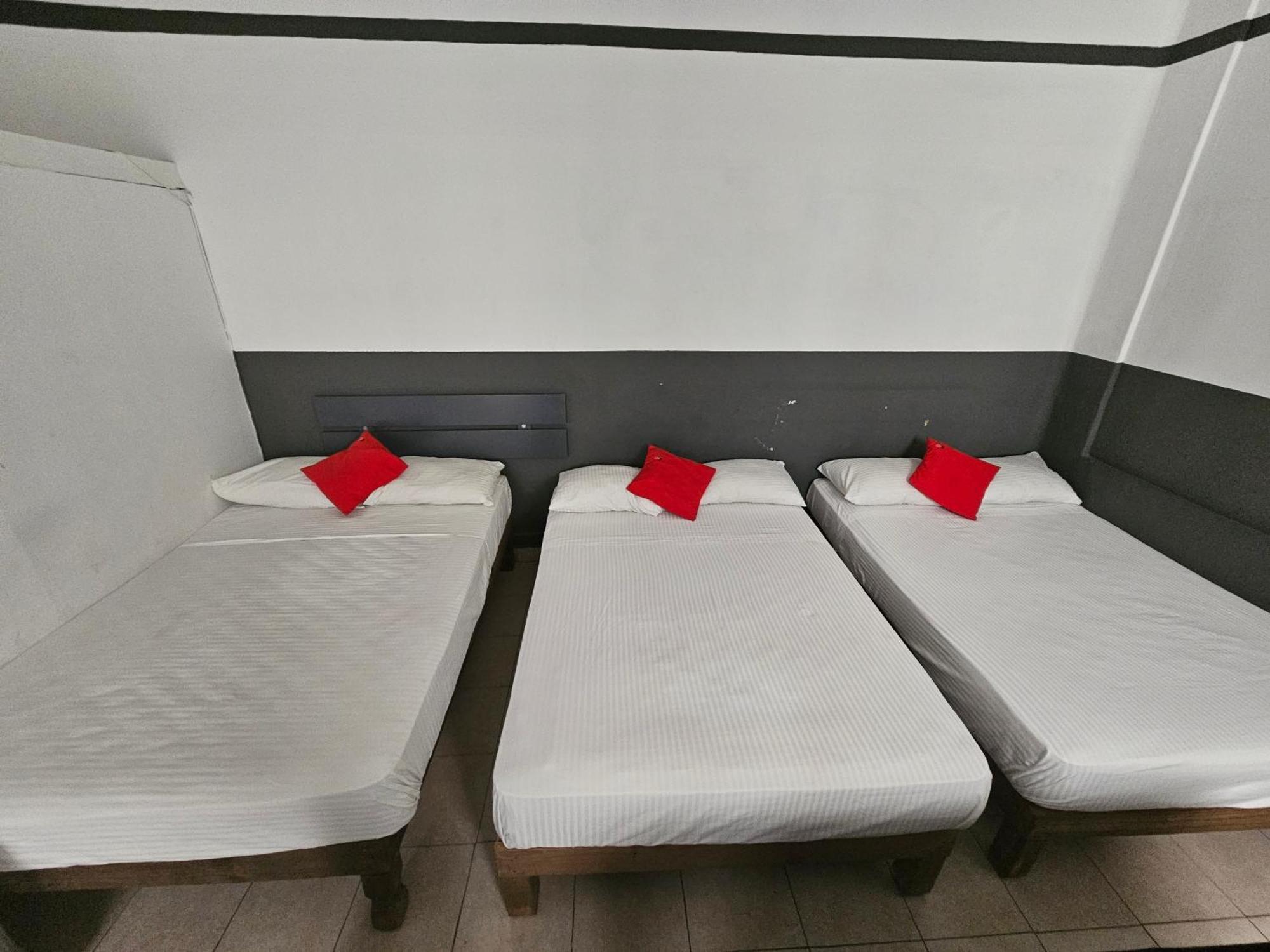 Central Downtown Γκουανταλαχάρα Εξωτερικό φωτογραφία